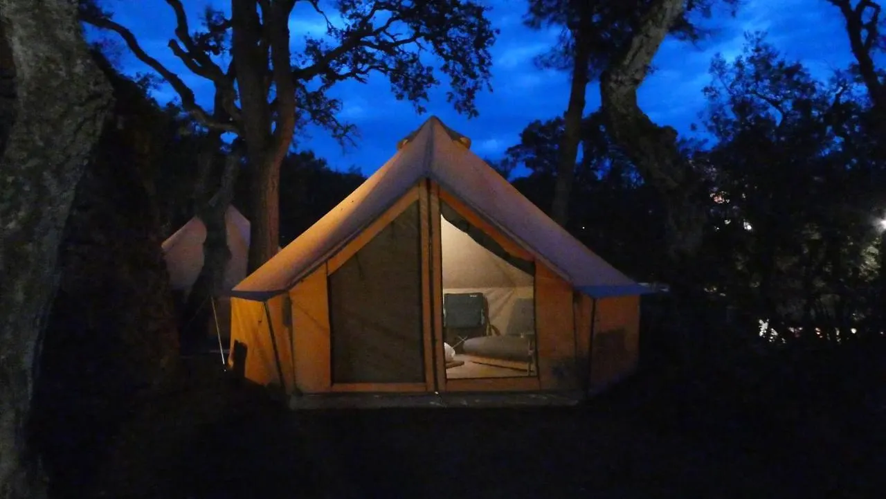 Acampale - Glamping Costa Brava - Calella De Palafrugell Hotel Campsite